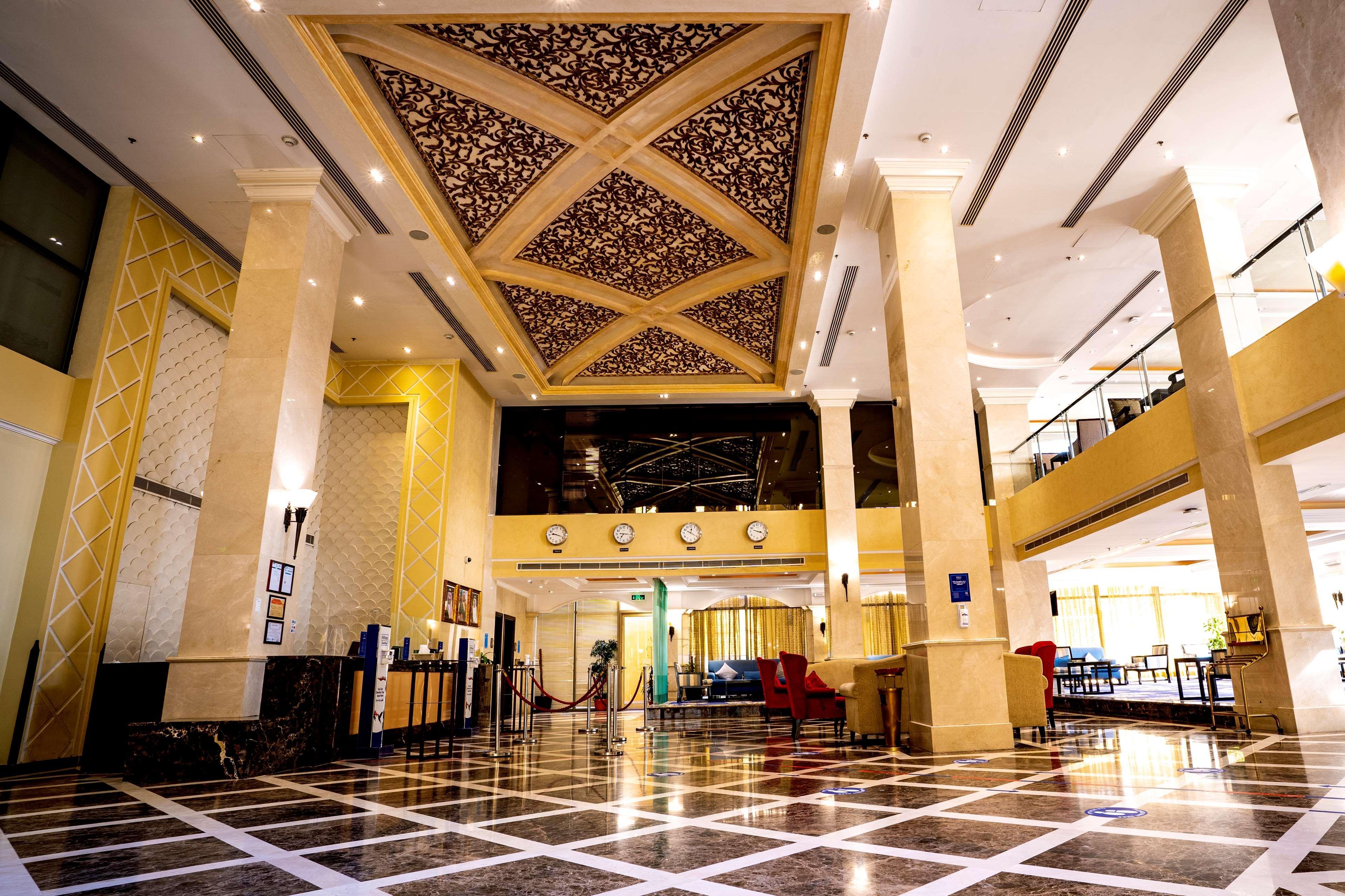 Hotel Doubletree By Hilton Dhahran Al Khobar Esterno foto