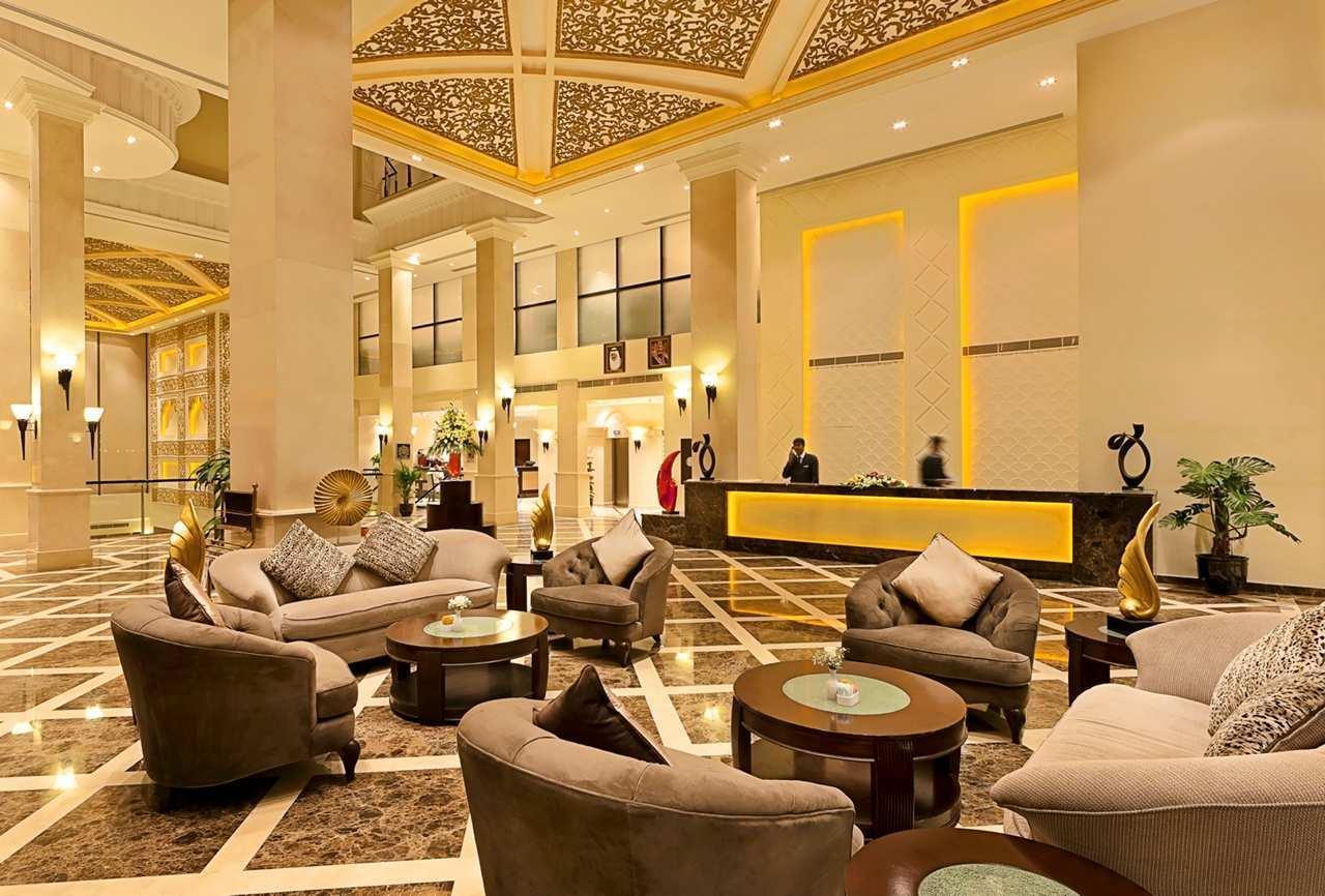 Hotel Doubletree By Hilton Dhahran Al Khobar Esterno foto